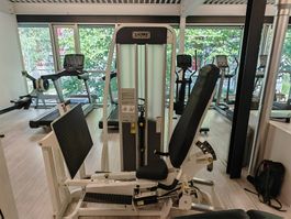 Cybex Eagle Leg Press (Beinpresse im Sitzen)