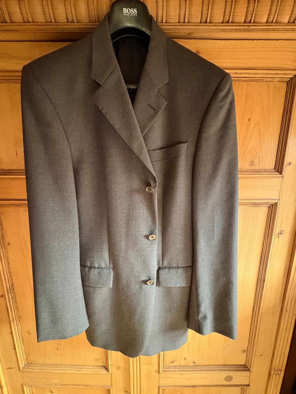 Joop Costumes, combinaisons de sport et fonctionnelles: Joop -Anzug Anthrazit Gr. 102 – D'occasion à Arzier-Le Muids par Pharmland