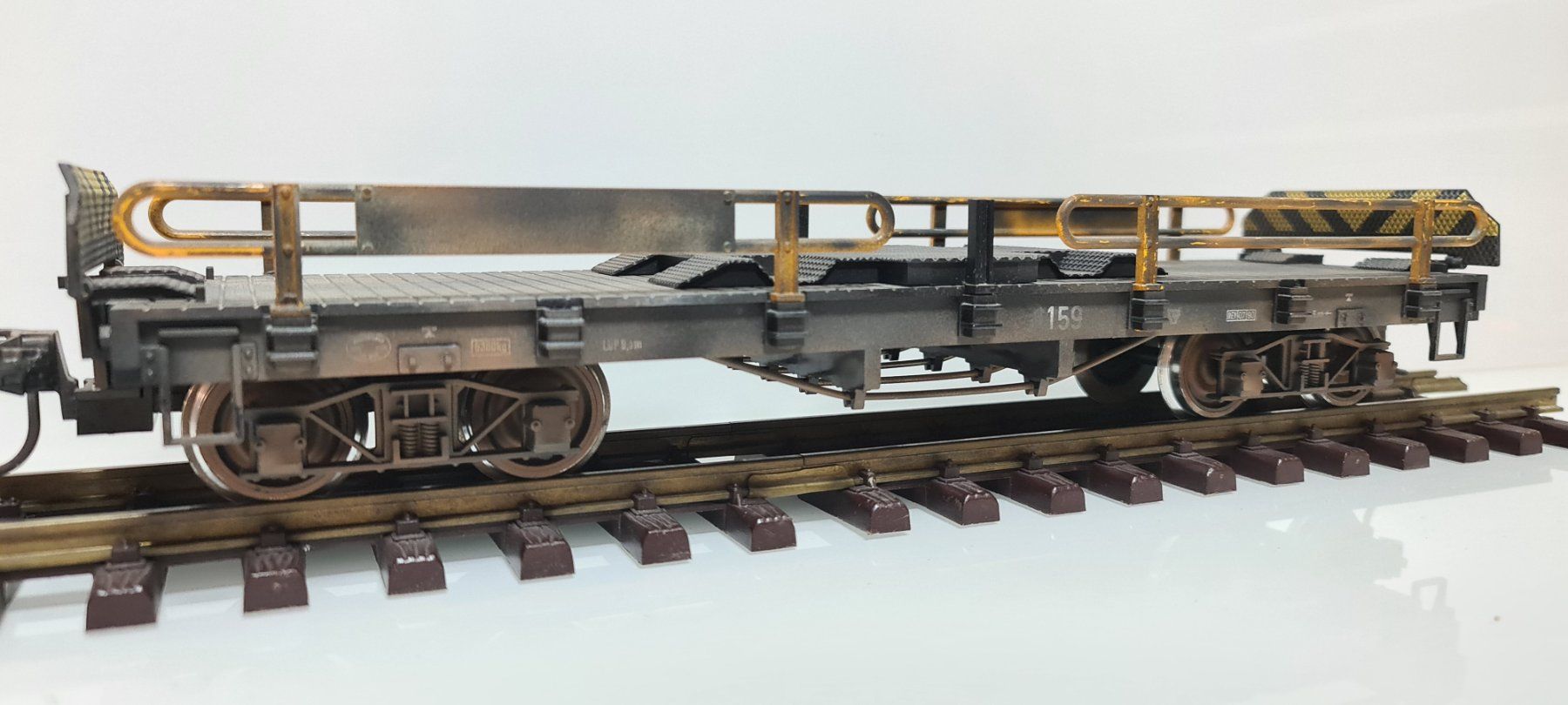 LGB Modellini di ferrovie: LGB Autotransportwagen 159 – Usato da Neuenhof venduto da ludovicco 2