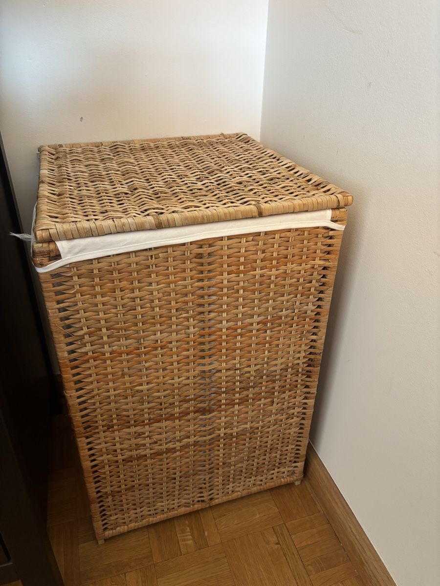 Ikea Paniers à linge: Panier à linge – D'occasion à Thônex par Elinn_Q