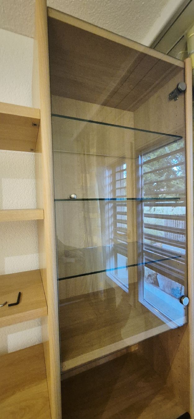 Scaffali: Holzregal mit Vitrine und Schubladenblock – Usato da mettmenstetten venduto da choice01 4