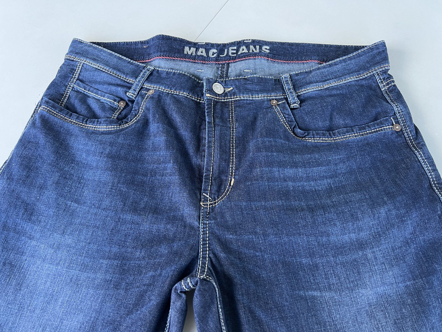 Jeans: leichte Herrenjeans Gr. 36L/30 – Usato da Frümsen venduto da amadiss 2