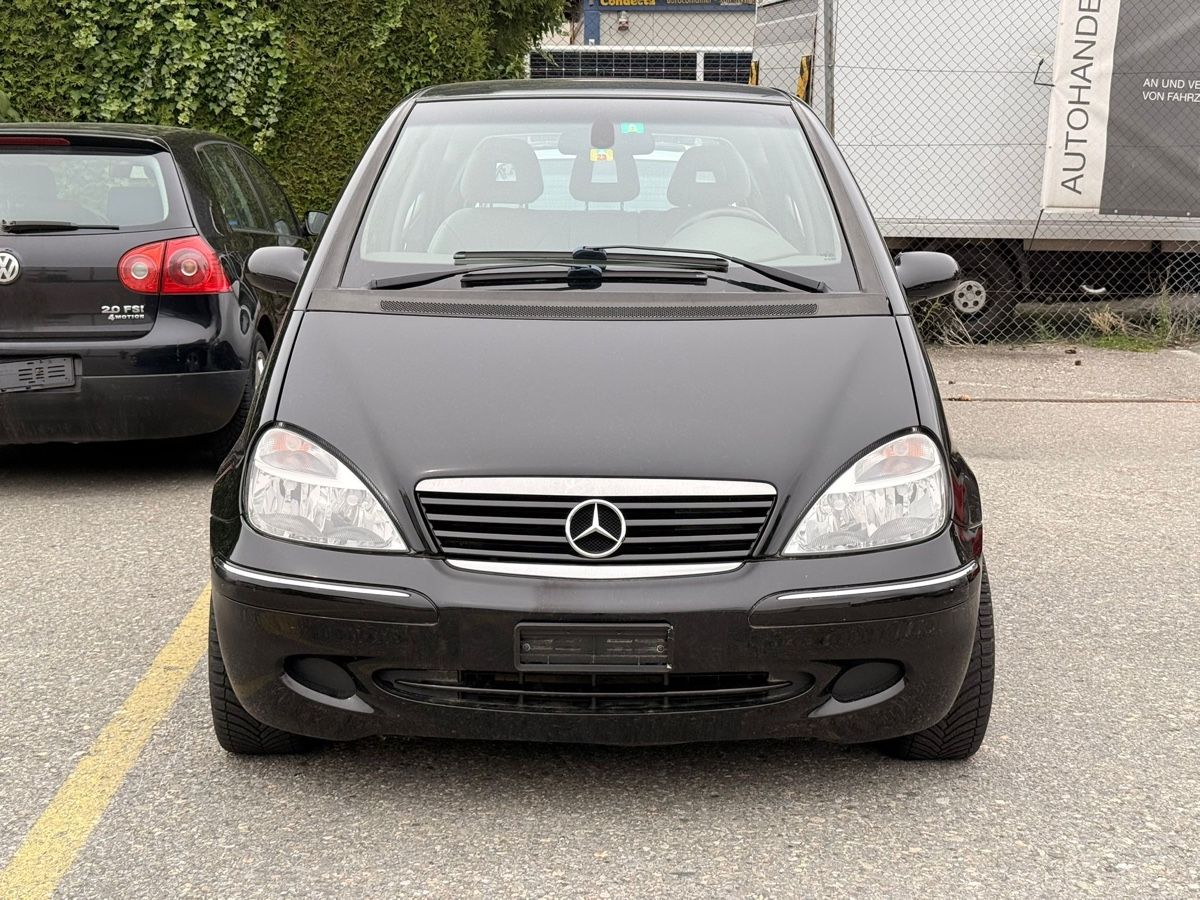 Mercedes-Benz Autos: Mercedes Benz A190 – Defekt aus Domat/Ems von leo_nc9q