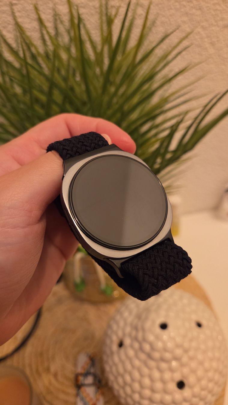 Samsung Smartwatch: Samsung galaxy watch 8 40mm 4G  – Nuovo (secondo la descrizione) da Estavayer-le-Lac venduto da mat_7r9g