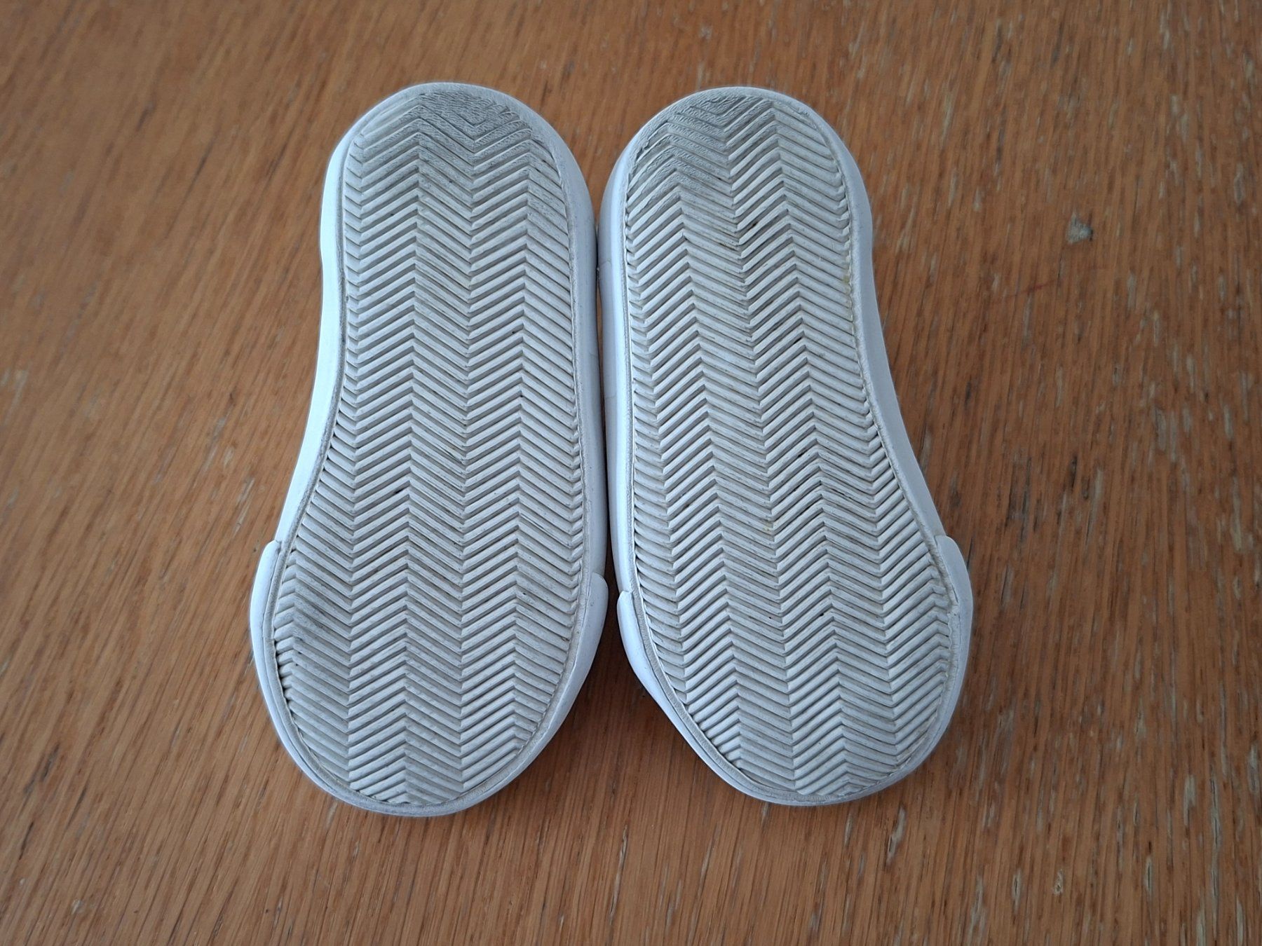 Next Scarpe per ragazzi: Kinderschuhe, Grösse 23 – Usato da Zürich venduto da ege_rbb9 2