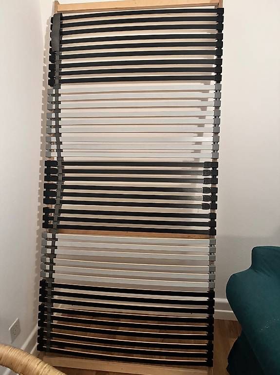 Ikea Reti a doghe: IKEA LEIRSUND Lattenrost 90 × 200 cm – Usato da Bern venduto da mam_v6sq