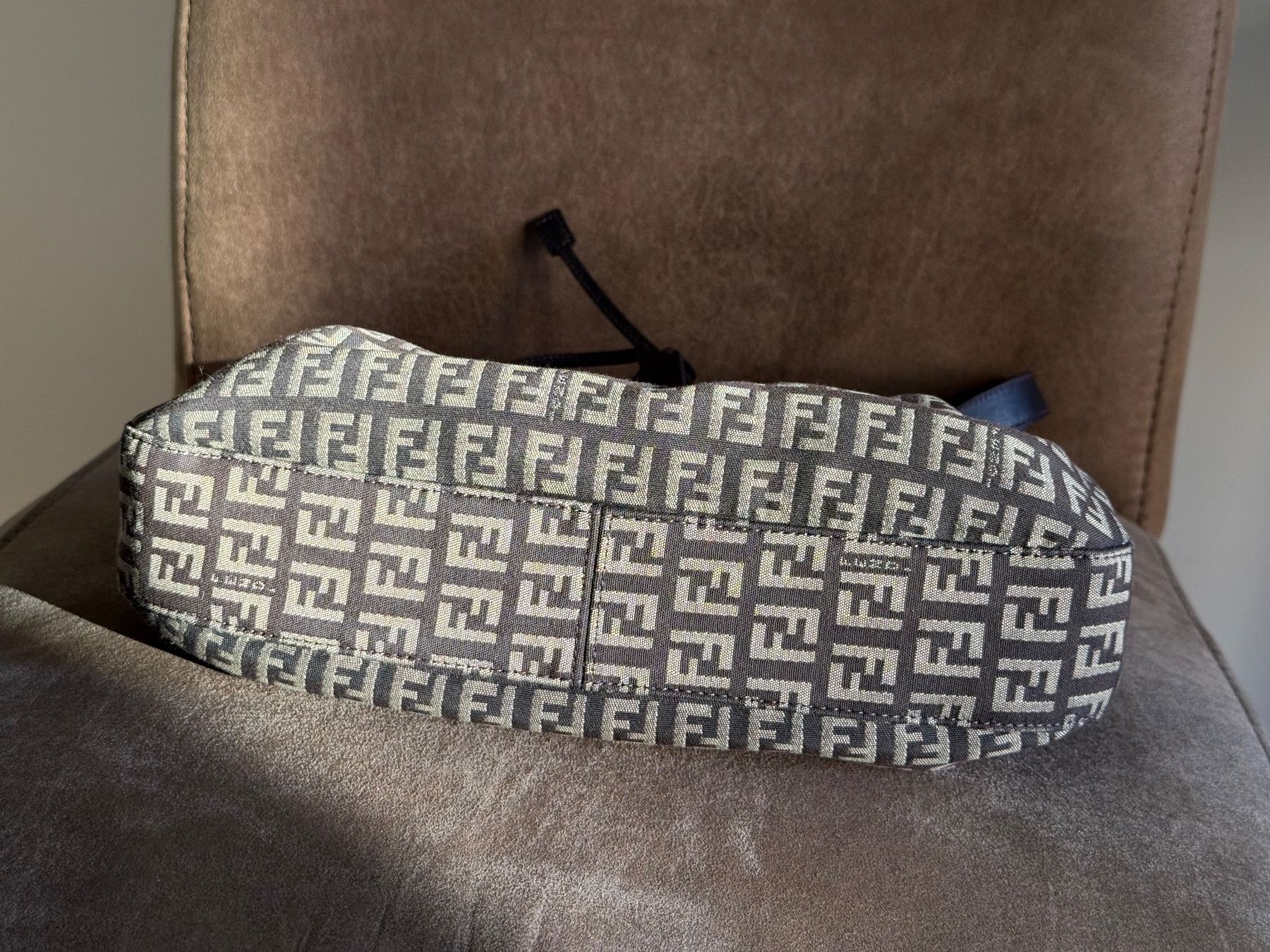 Fendi Taschen für Damen: Vintage Fendi Baguette – Gebraucht aus Zürich von Larazade 9
