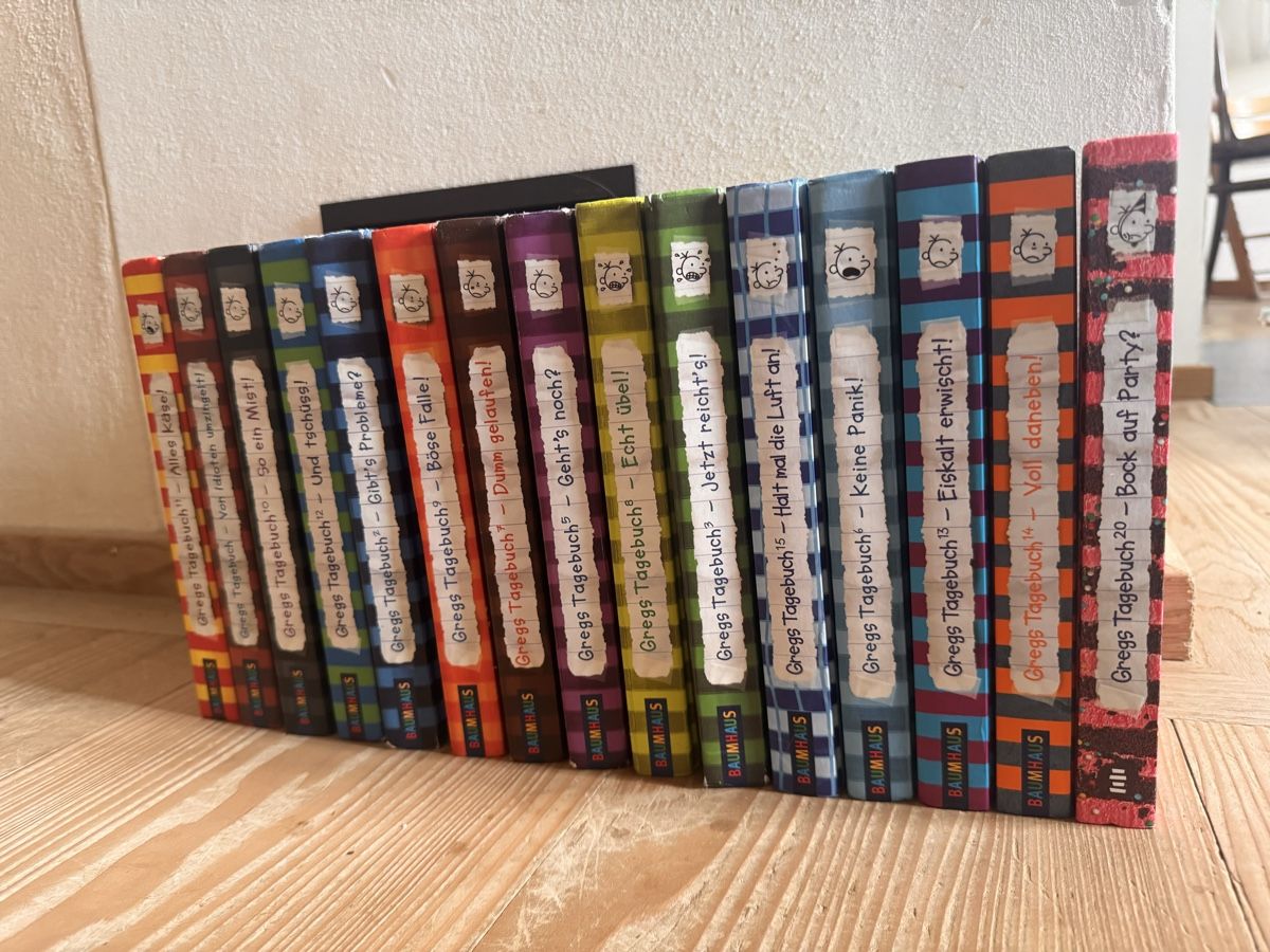 Livres: Gregs Tagebuch 15 Stück – D'occasion à Lausen par Mutuli
