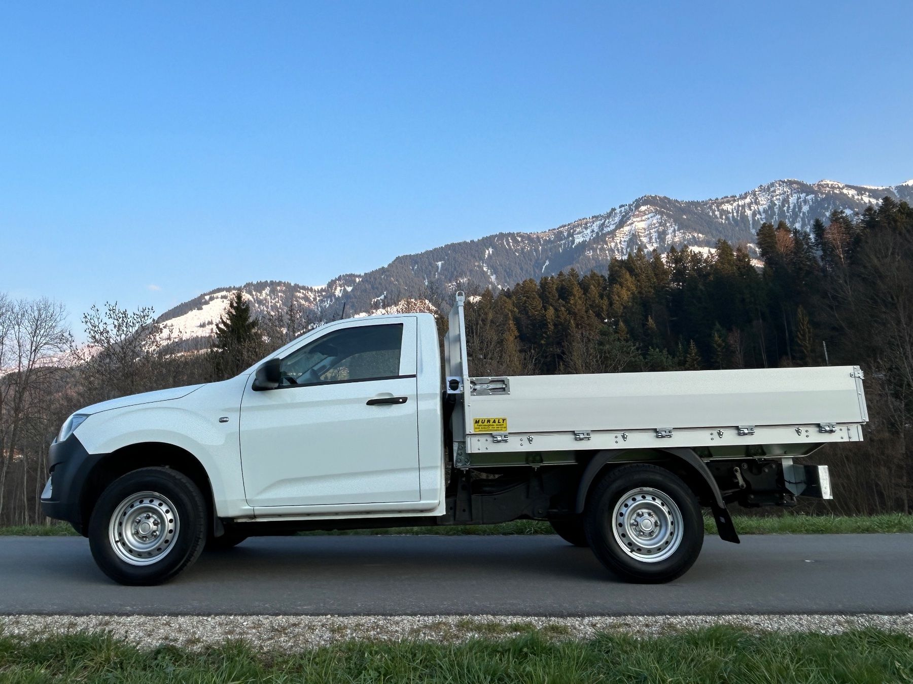 Isuzu Veicoli commerciali: ISUZU D-MAX 1.9 SingleCab N60B 4x4 – Usato da Escholzmatt venduto da schweizer007 2