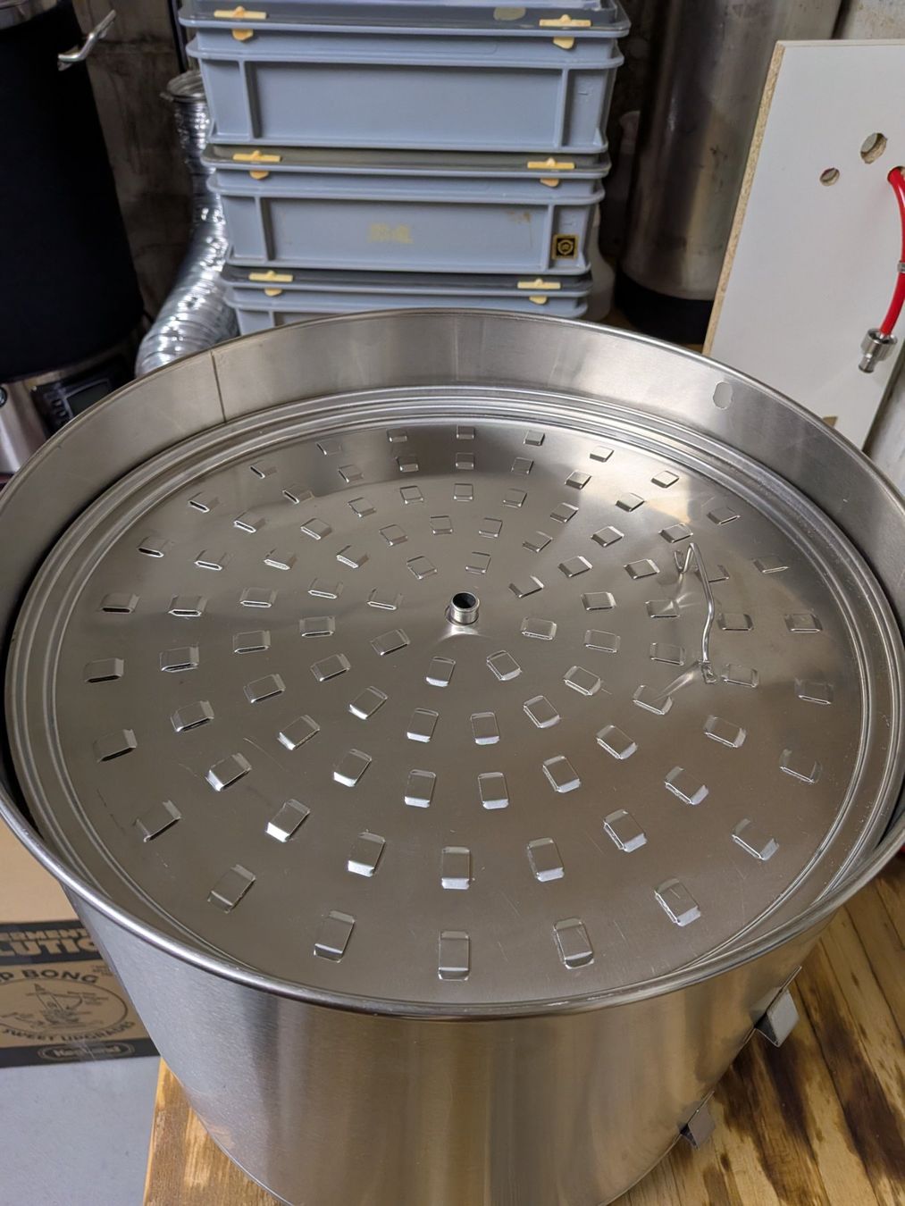 Pentole: A vendre système de brassage all in one 70L – Usato da Ecuvillens venduto da Moucebru 5