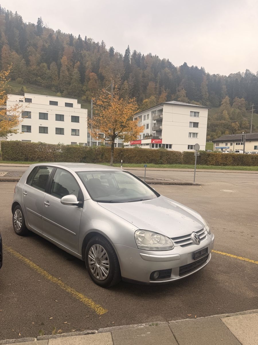 VW Autos: Vw golf 2.0TDI 4x4 – Gebraucht aus Wattwil von arl_v2ff 3