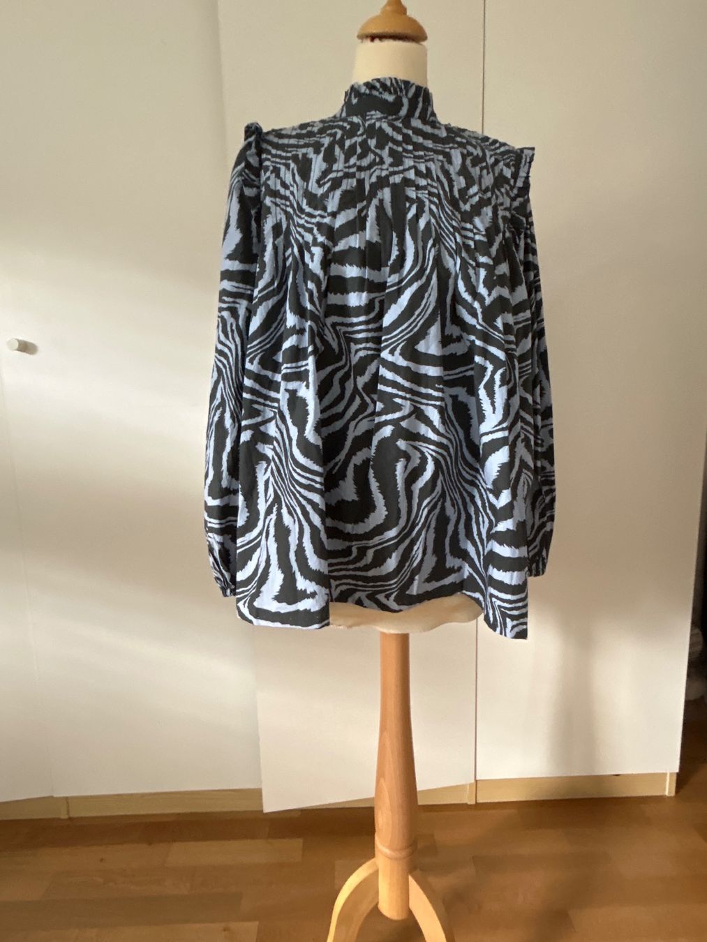 Ganni Camicette: Gianni Blouse Gr.S – Nuovo (secondo la descrizione) da Feuerthalen venduto da Anna_Swift 2