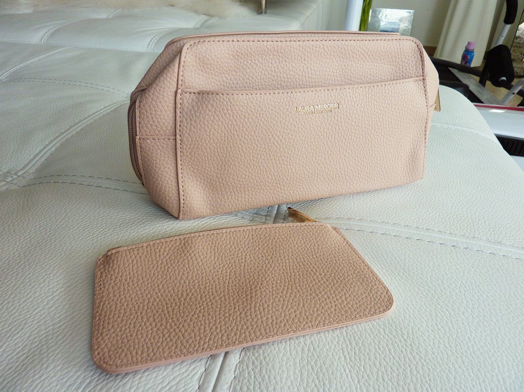 Kosmetikkoffer: LAURA MERCIER Kosmetiktasche 2er Set NEU – Neu und originalverpackt aus Bassersdorf von Villavia 4
