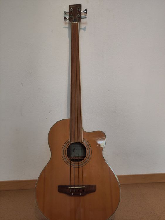 Harley Benton B30NTFretless Acoustic Bass, Halbakustisch Kaufen auf