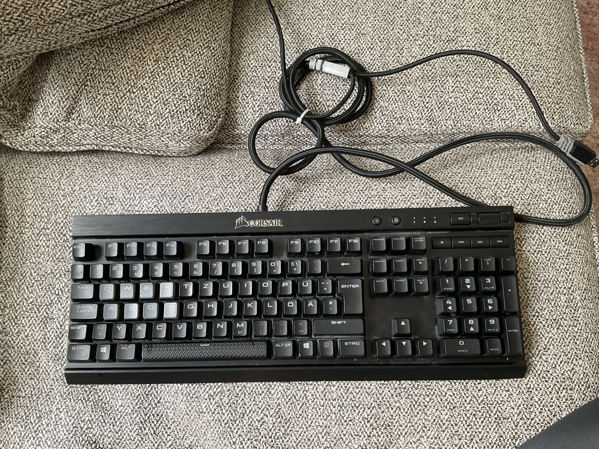 Corsair Tastiere: Gaming Tastatur  – Usato da Zürich venduto da mcreini