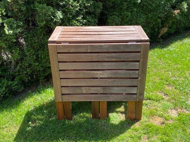 Ikea Tavoli: IKEA Holztisch – Usato da Pfaffhausen venduto da stepober 4