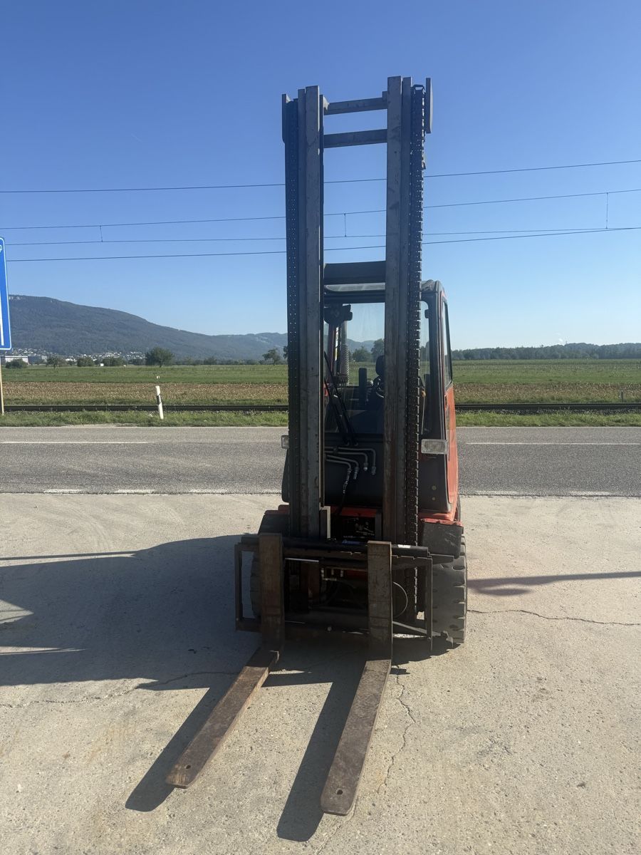 Linde Carrelli elevatori e a forche: Stapler Linde H30 – Usato da Niederbipp venduto da baggerch 1
