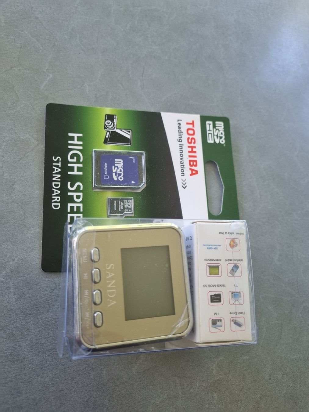 Lettore multimediale & Streamer: Sanda Mini Radio,  MicroCard SD+8GB – Nuovo e nell'imballaggio originale da Adlikon b.Regensdf venduto da attila63 7