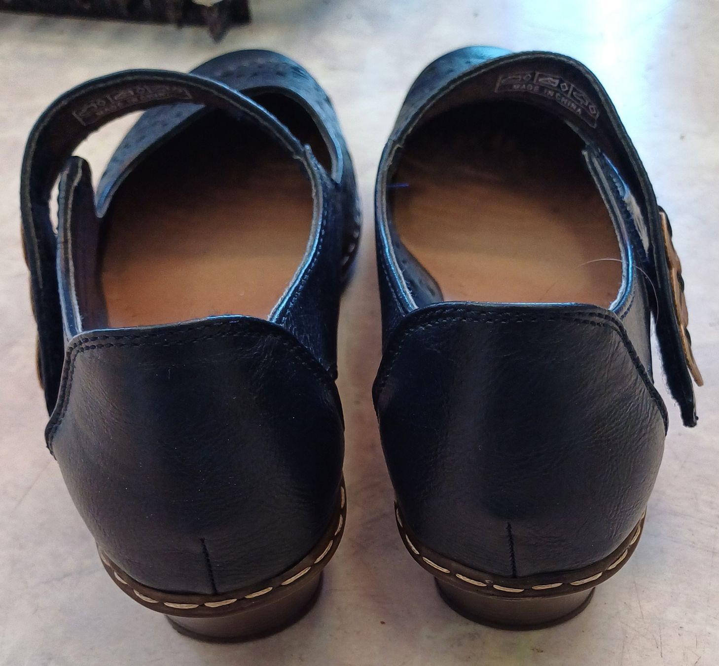 Scarpe da donna: Sommerschuhe im 38 dunkelblau – Usato da Merenschwand venduto da Brockinell 2