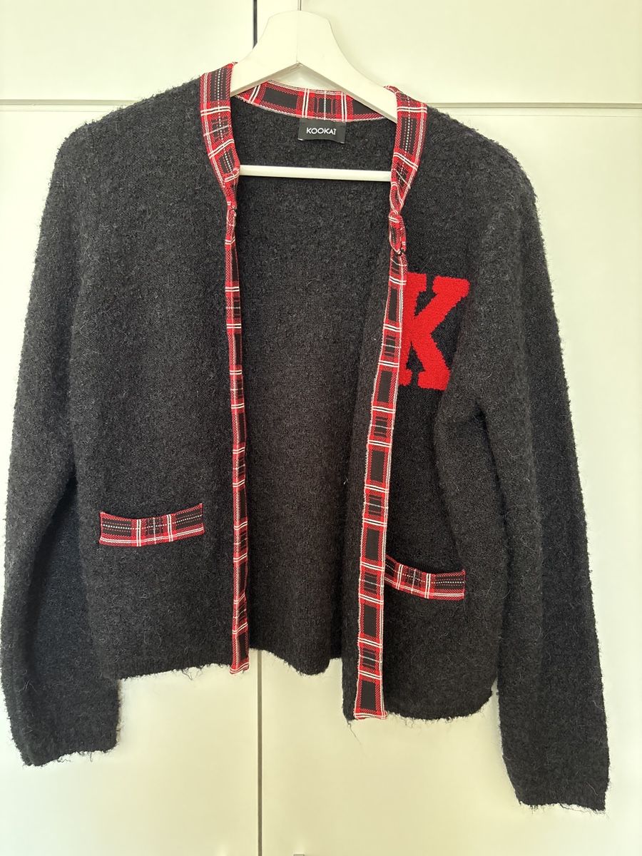 Kookai Giacche: Kookai Strickjacke, schwarz mit Karomuster, Grösse 36 – Usato da langenthal venduto da rundholz7