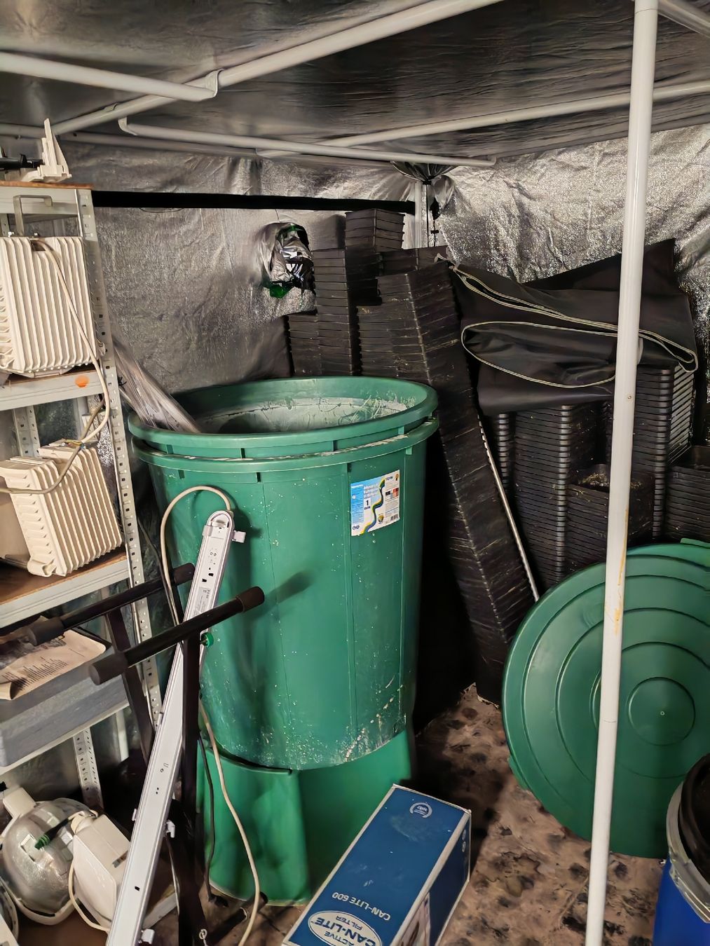 Growbox Sonstiges: Grow CBD Anzucht Material komplett! – Gebraucht aus Diepflingen von KellerAuktionen 3