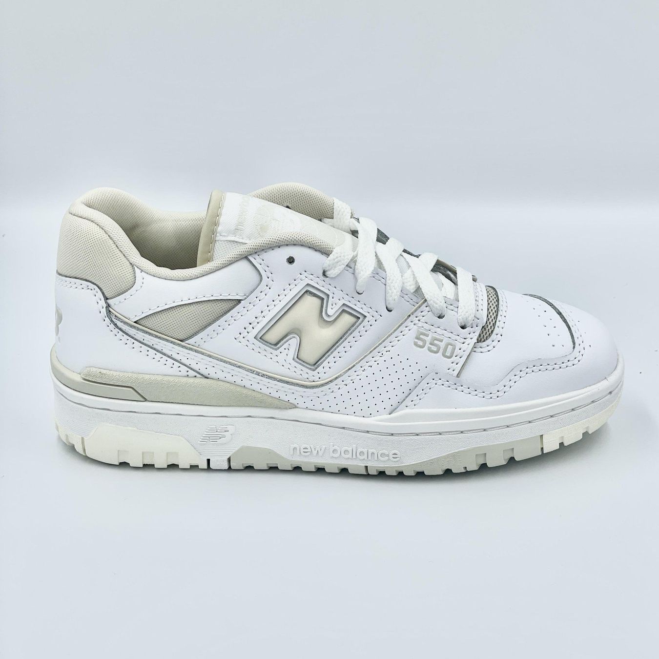 New Balance Scarpe da donna: New Balance 550 Silver Birch EU 40 – Nuovo e nell'imballaggio originale da Erlinsbach venduto da sasneakers 1