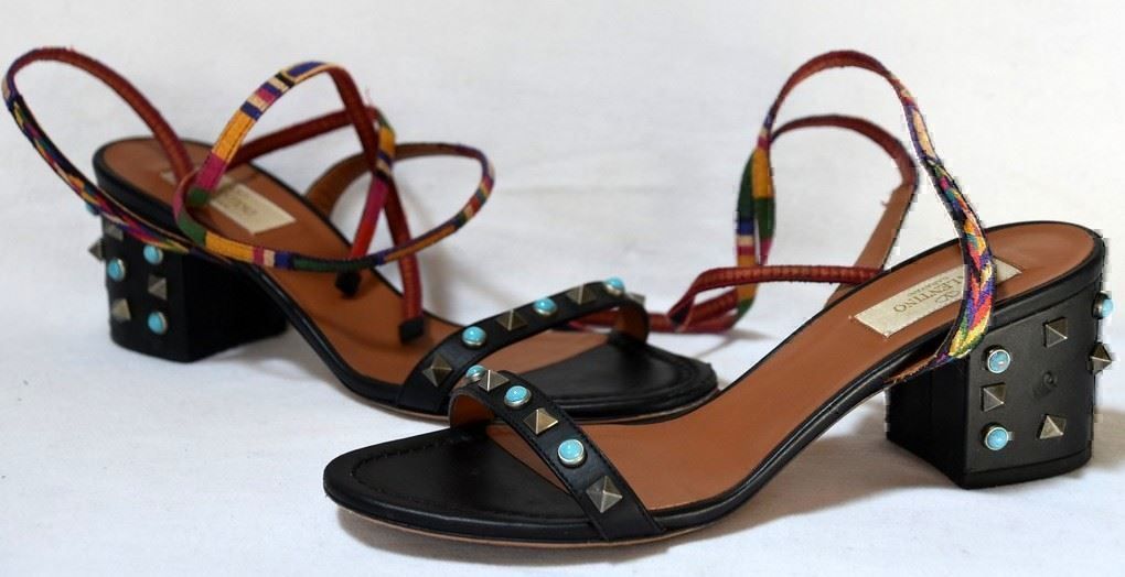 Valentino Chaussures femmes: Sandalen / Sandales Valentino Rockstud Multi .38 – Défectueux à Collonges par Auganien 4