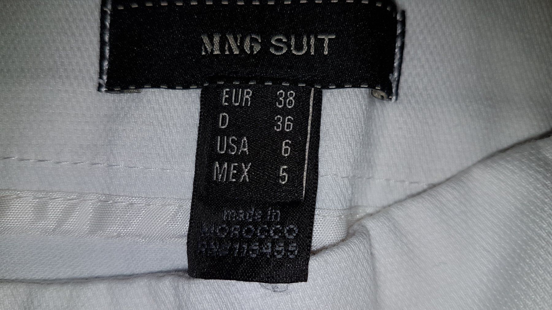Mango Gonne: Mango Rock gr 38 – Usato da Gwatt (Thun) venduto da Letzte-Chance-III 2