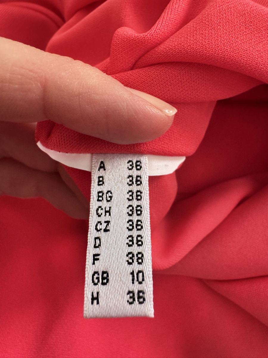 Vestiti: Cocktailkleid Pink Mariposa Grösse 36 – Usato da Bertschikon Gossau venduto da chanty_7 6