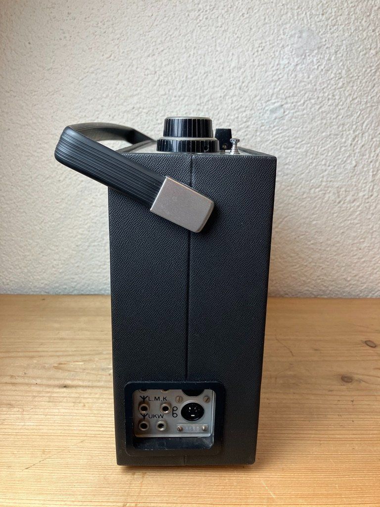 Biennophone Radio: Biennophone Transistor Empfänger E-606 Armee / ZSO 1966 – Nuovo (secondo la descrizione) da Fislisbach venduto da Promo 5
