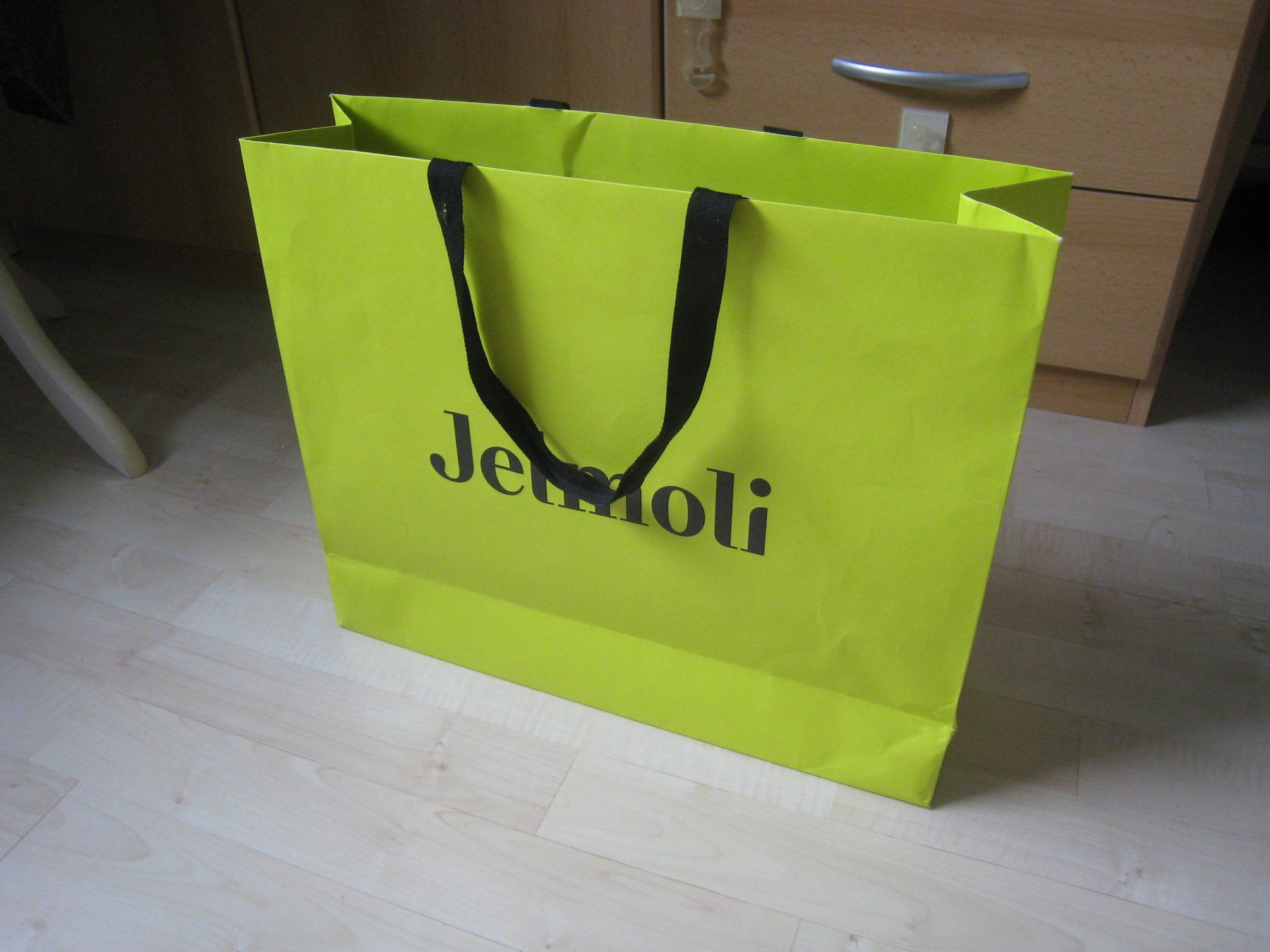 Borse: hellgrüne JELMOLI Papiertasche  Shoppingbag – Usato da Dättlikon venduto da Mamakuga 1