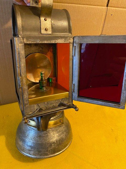 SBB/CFF/FFS Lampade: SBB  KARBID LAMPE – Usato da Chur venduto da silbermon 7