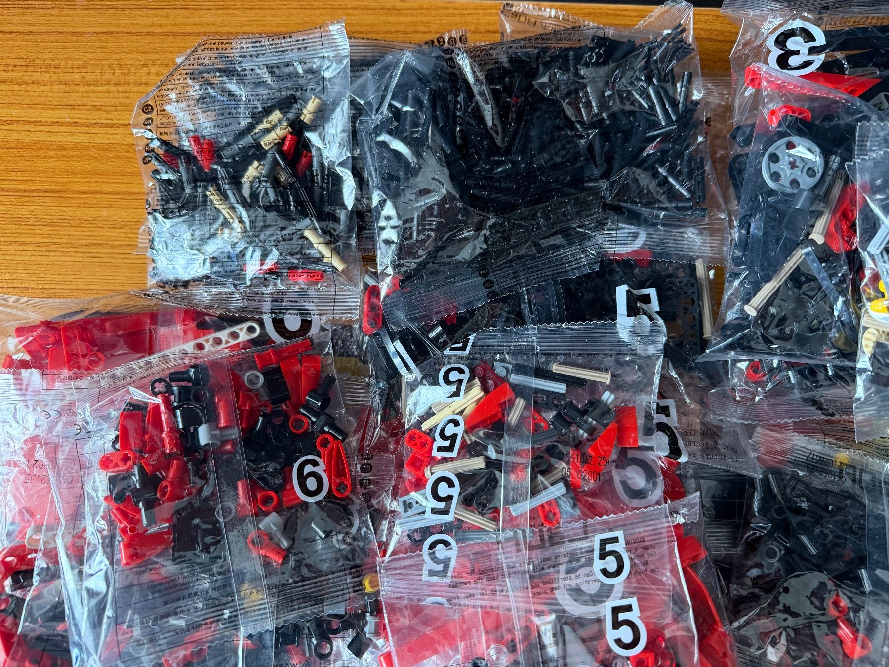 Jeux de construction: Cada MASTER Red Super Car 1:8 inkl Power System – Neuf (Voir description) à Diepoldsau par Accord75 3