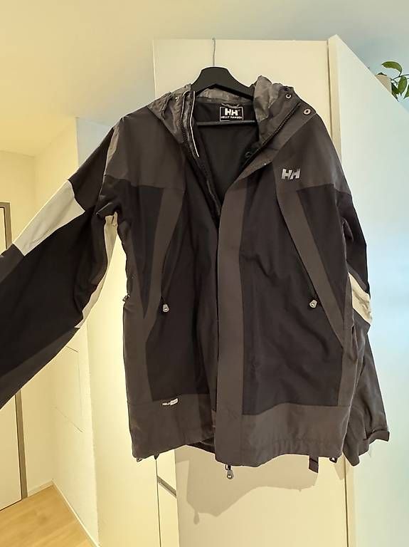 Helly Hansen Giacche: Skijacke Helly Hansen Grösse M – Usato da Olten venduto da petrakochi