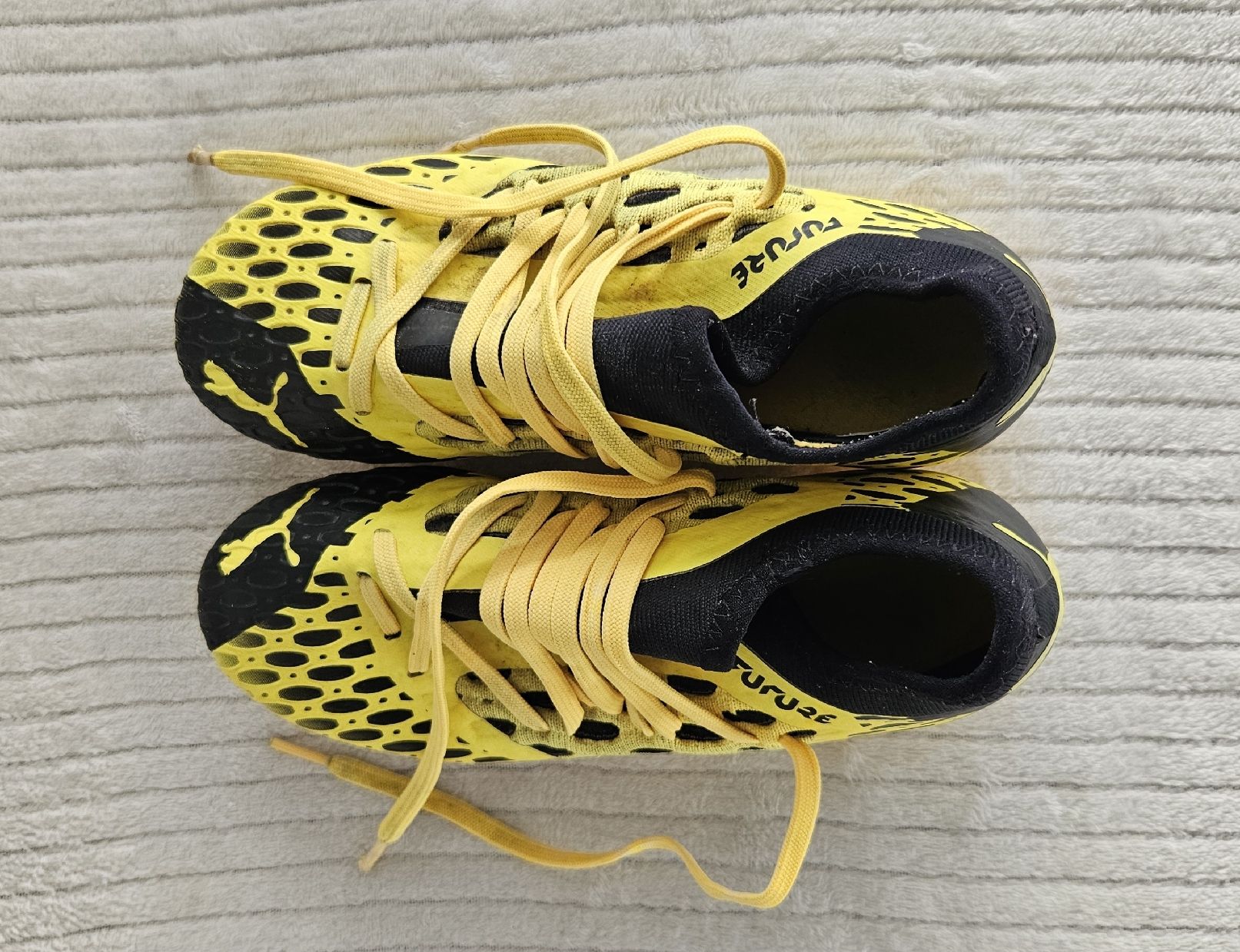 Puma Scarpe da uomo: Fussballschuhe PUMA Gr. 35 – Usato da Büsserach venduto da DTM82 1