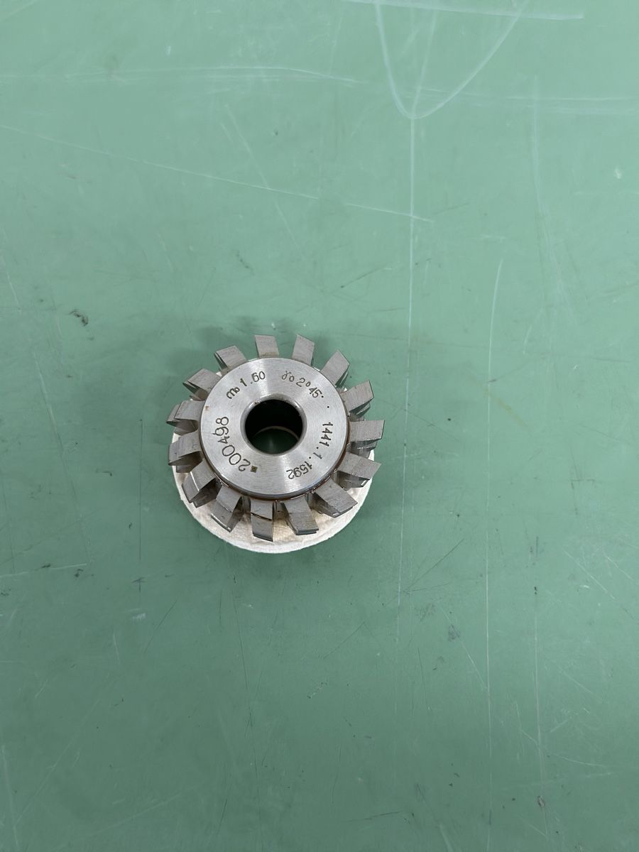 Tutti gli attrezzi: Mikron Gear Cutter Module 1441.1.1592 – Nuovo e nell'imballaggio originale da Aarberg venduto da SNMachines