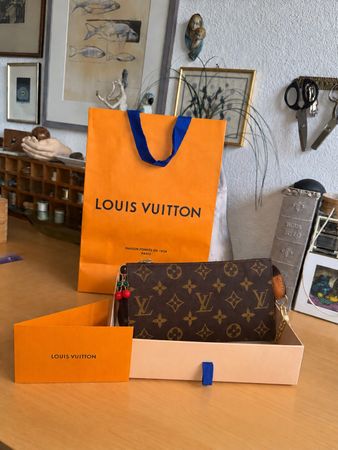 Louis Vuitton toiletry pouch gm‼️