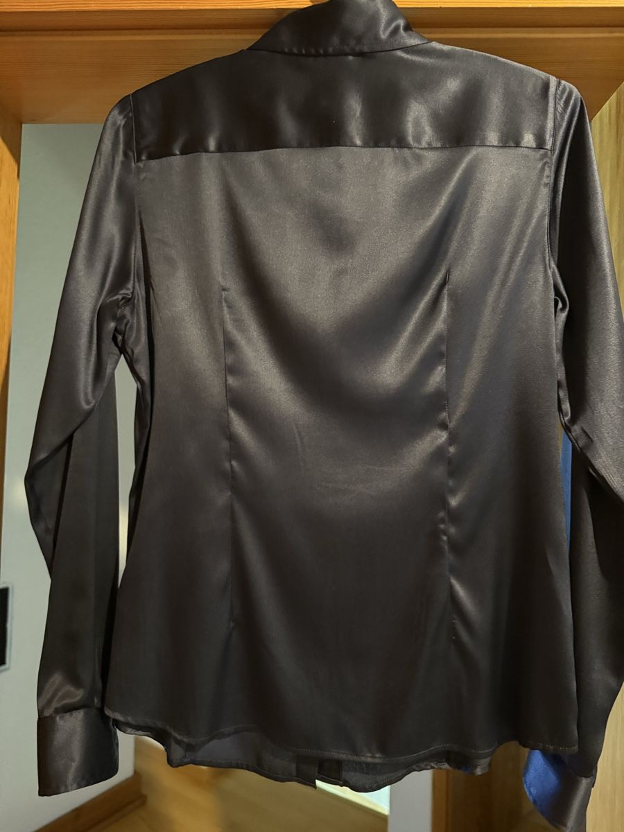 Blusen: Verkaufe Dunkelblaue Seidenbluse von Robert Friedmann – Neu (gemäss Beschreibung) aus Scherz von Jennifer1977 1