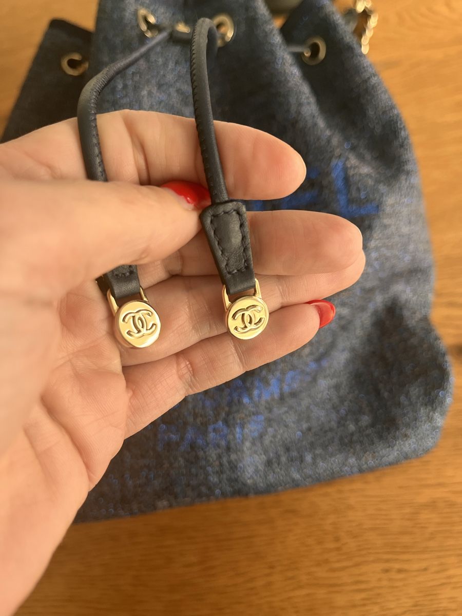 Chanel Zaini: CHANEL DEAUVILLE BACKPACK – Nuovo (secondo la descrizione) da Marin-Epagnier venduto da vanessita_ch 7