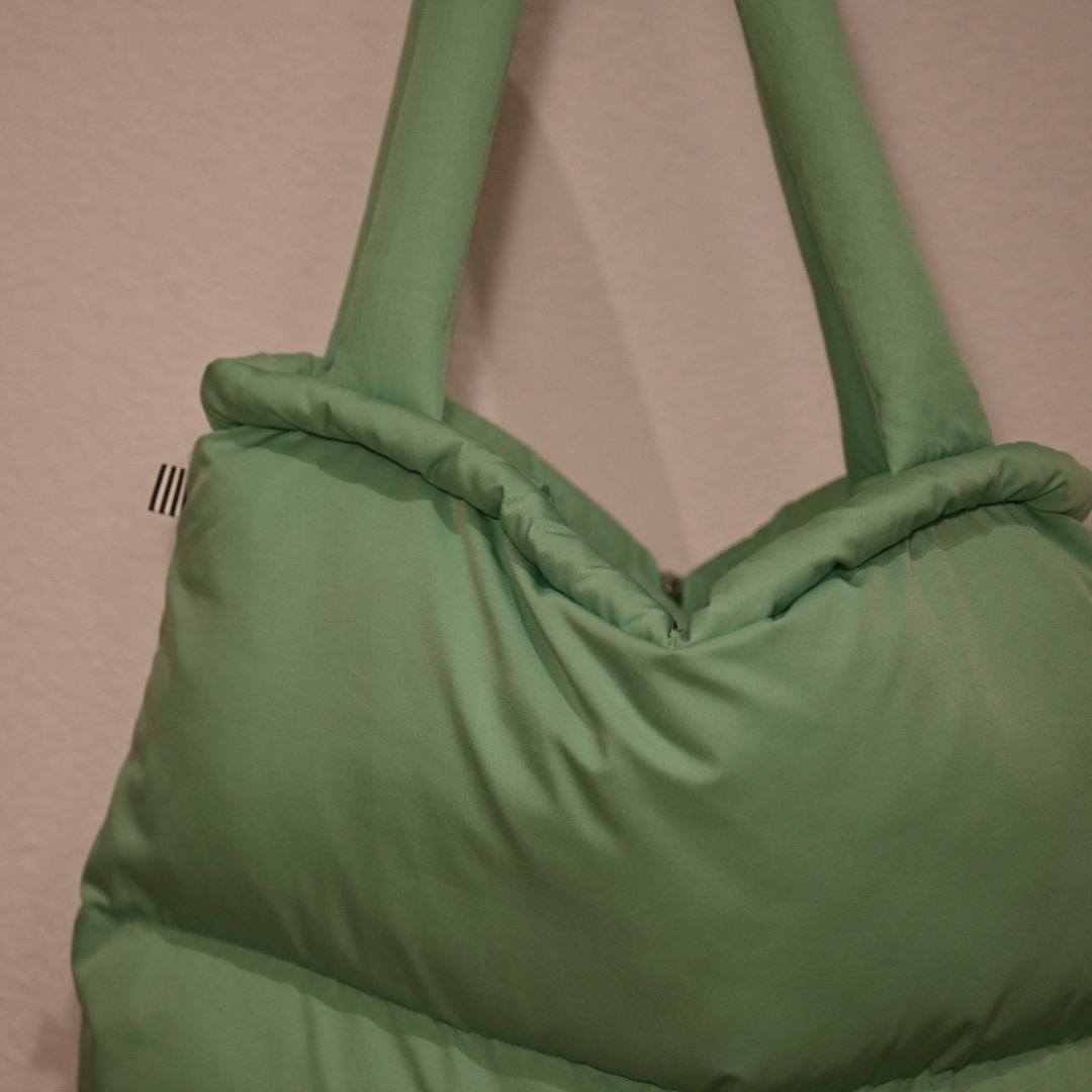 Borse: Mads Nørgaard Quilted Tote Bag – Nuovo (secondo la descrizione) da Zürich venduto da cla_7w78 3