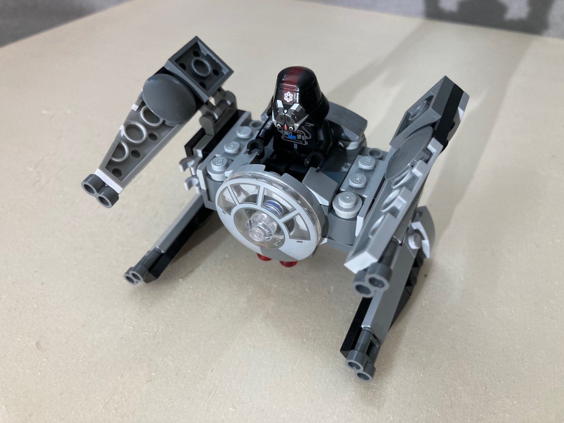 Lego Kit di costruzioni: Lego 75031 Star Wars TIE Interceptor – Usato da Glattfelden venduto da Flip4u 1