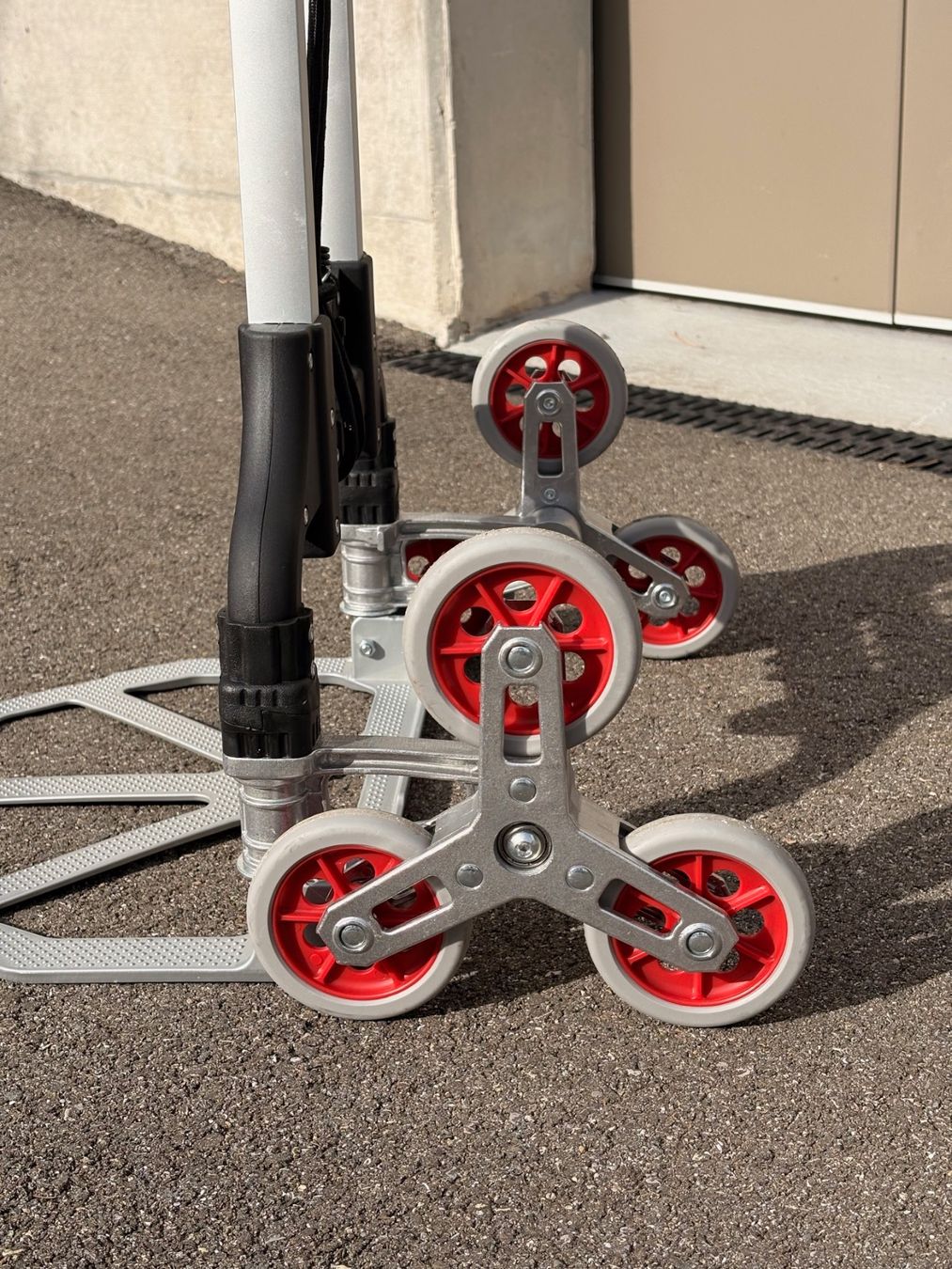 Valigie & Borse: Treppensteigen Handwagen 30-70kg ayce – Usato da Pfäffikon ZH venduto da Vpxg9 1