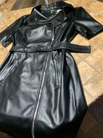  Guess-Abito Trench -similpelle nero -tgM/L-nuovo
