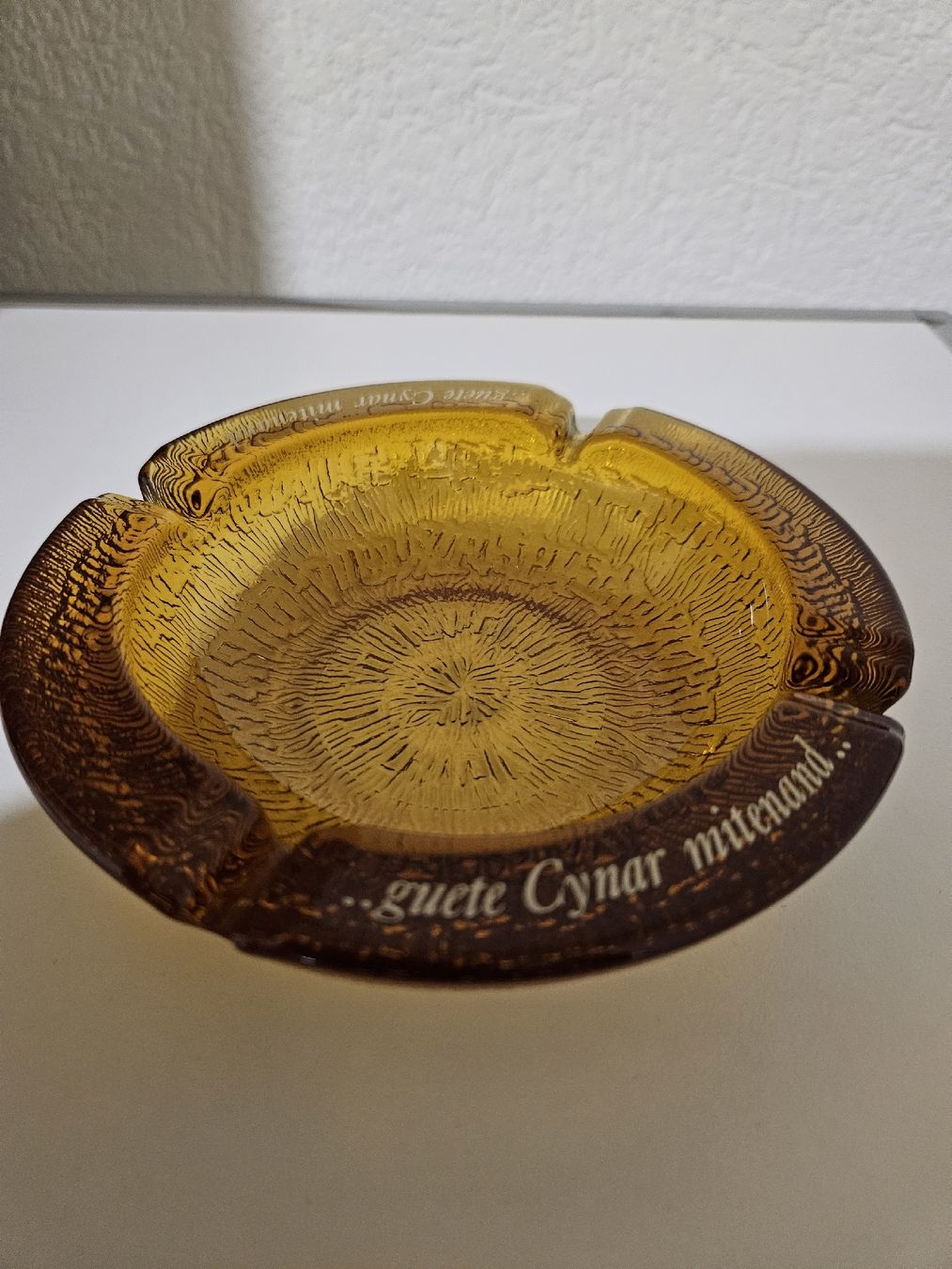Cynar Portacenere: Vintage Cynar Werbe-Aschenbecher Neu. – Nuovo (secondo la descrizione) da Mellingen venduto da Aegert5