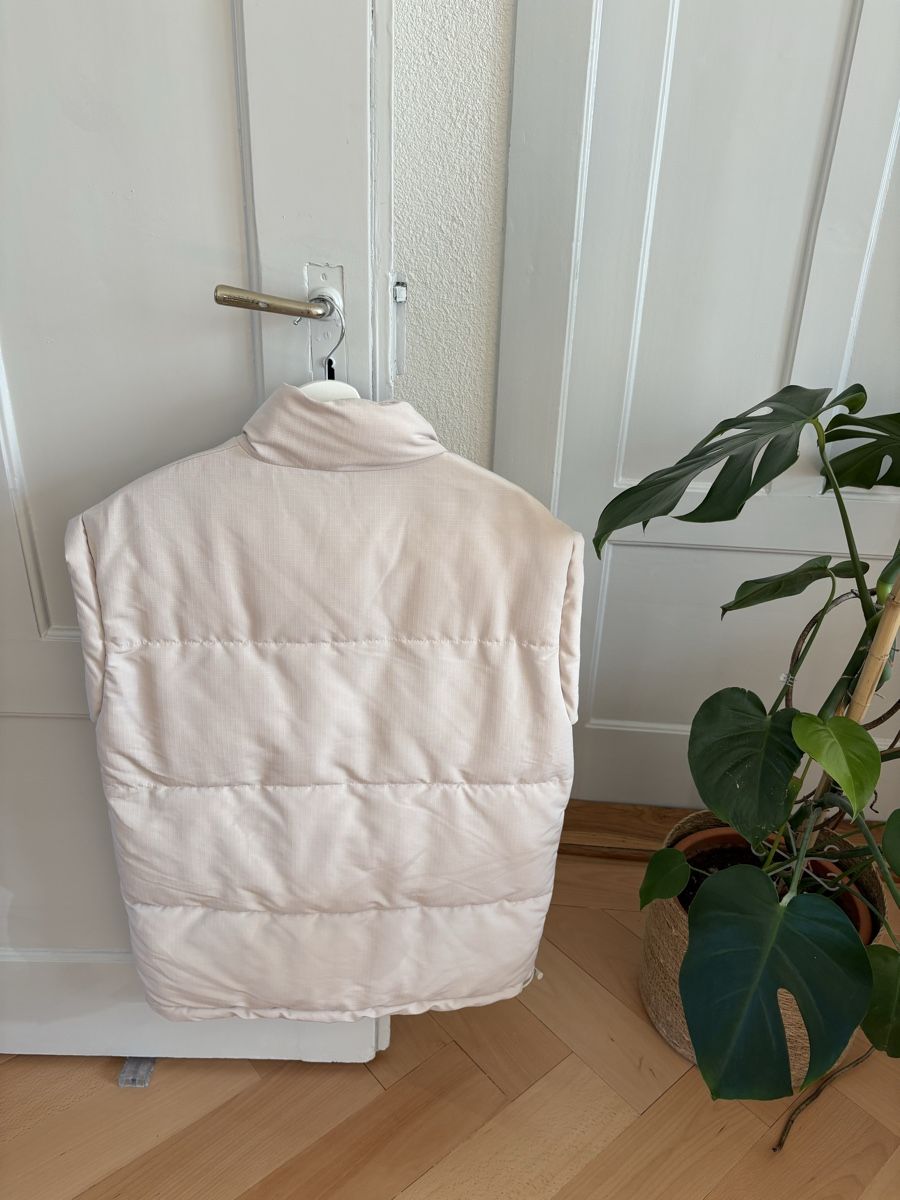 H&M Gilet & Giacche senza maniche: OVERSIZED GILET – Usato da Bern venduto da julian.k97 1