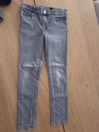 H&M Jeans Skinny Fit grau Grösse 152