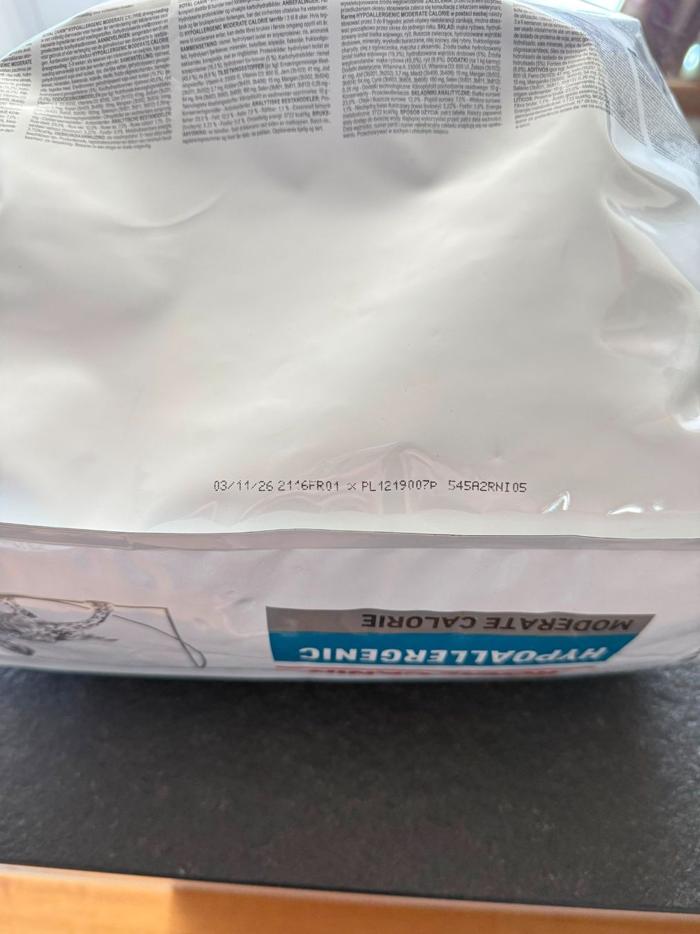 Royal Canin Futter: ROYAL CANIN Veterinary Hypoallergenic Hundefutter gebraucht – Gebraucht aus Alpnach Dorf von ben_zb29 2
