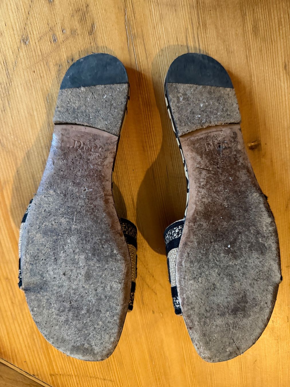 Dior Scarpe da donna: Dior mules Dway 36 édition limitée – Usato da Auvernier venduto da lj31 2