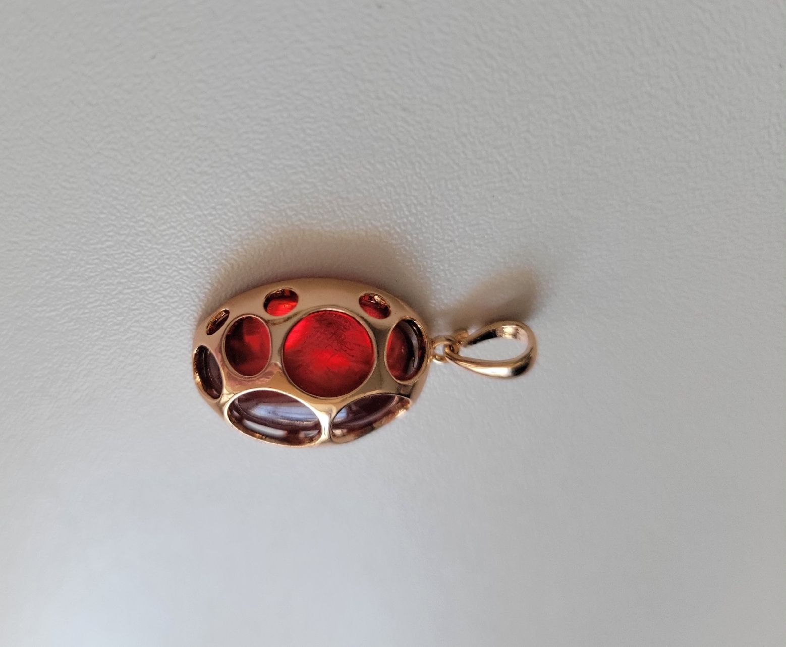 Ciondoli: Pendentif en plaqué or et rubis synthétique  – Usato da Bernex venduto da Dariafr 1