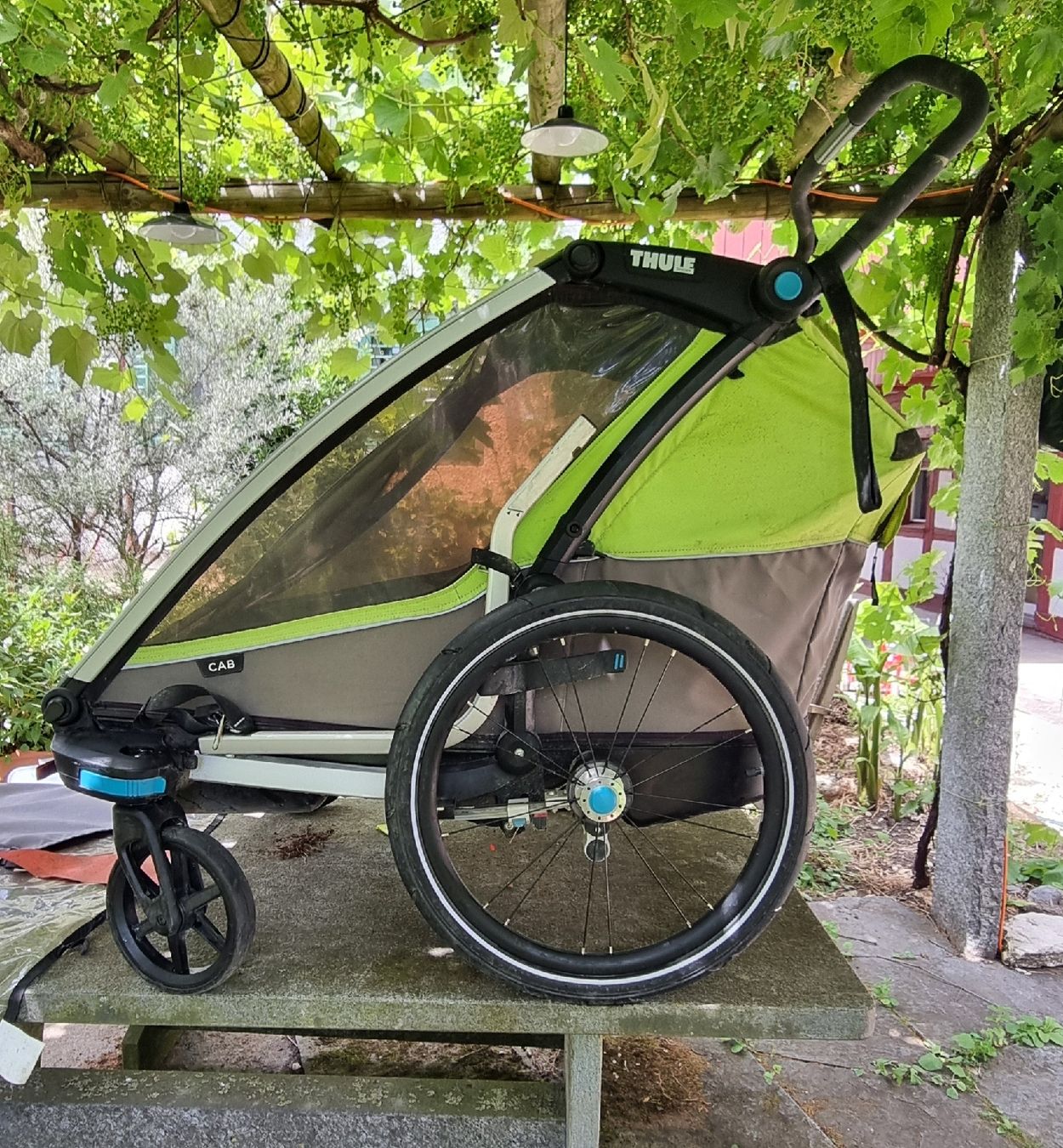 Thule Anhänger: Thule Chariot Cab2 – Gebraucht aus Embrach von rezh 3